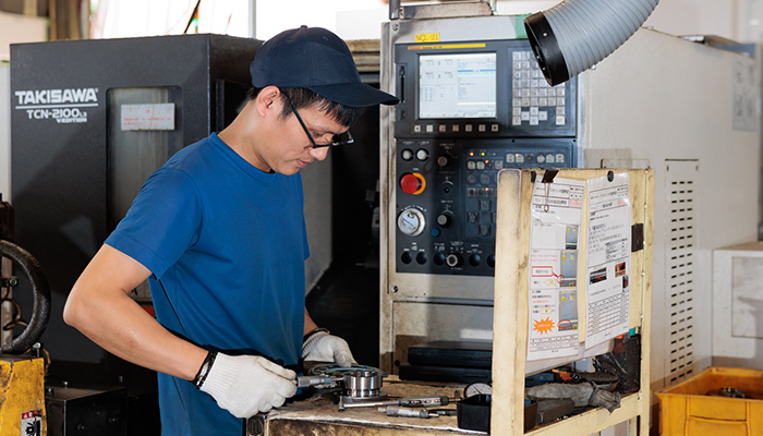 次世代へ受け継がれる技術力、確かな品質で支えます。